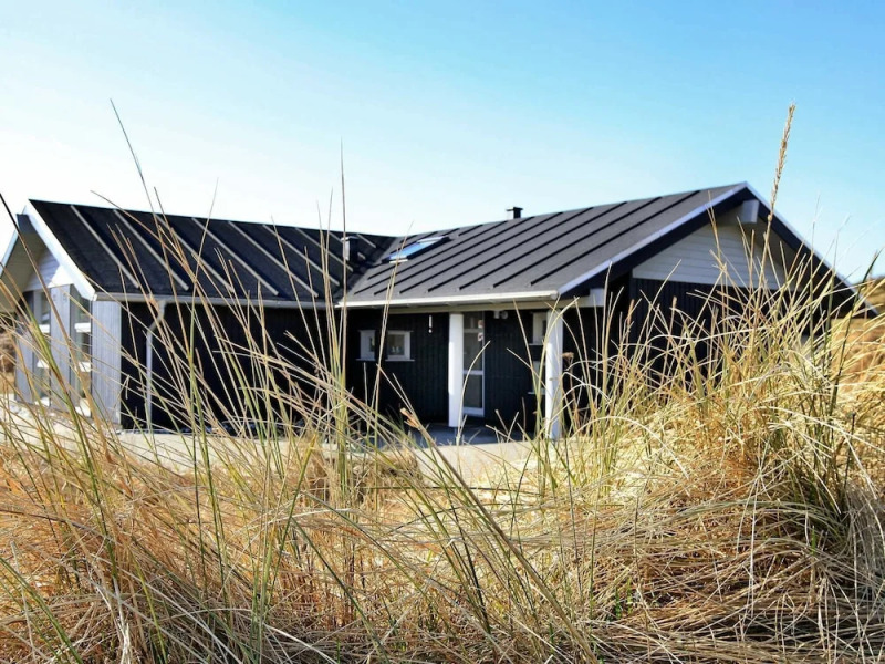 Cozy Holiday Home in Henne Jutland With Indoor Whirlpool