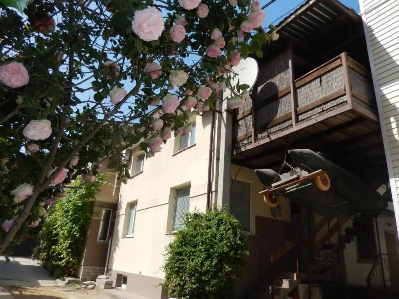 Villa Golubaya loguna