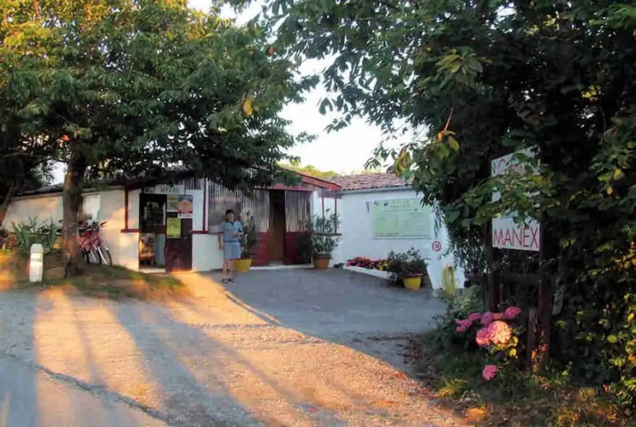 Camping Manex - Cabanes