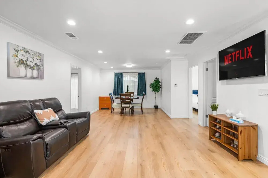 Comfy Retreat With Yard Cozy Interiors