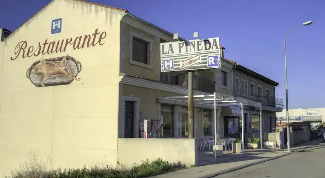 Hostal Restaurante La Pineda
