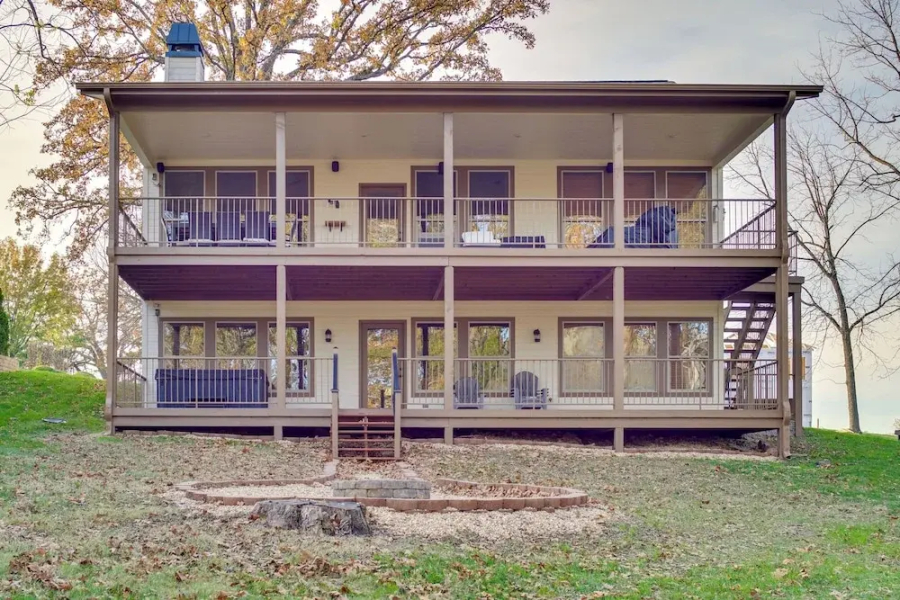 Pool Access, Deck & Boat Slip: Monkey Island Oasis