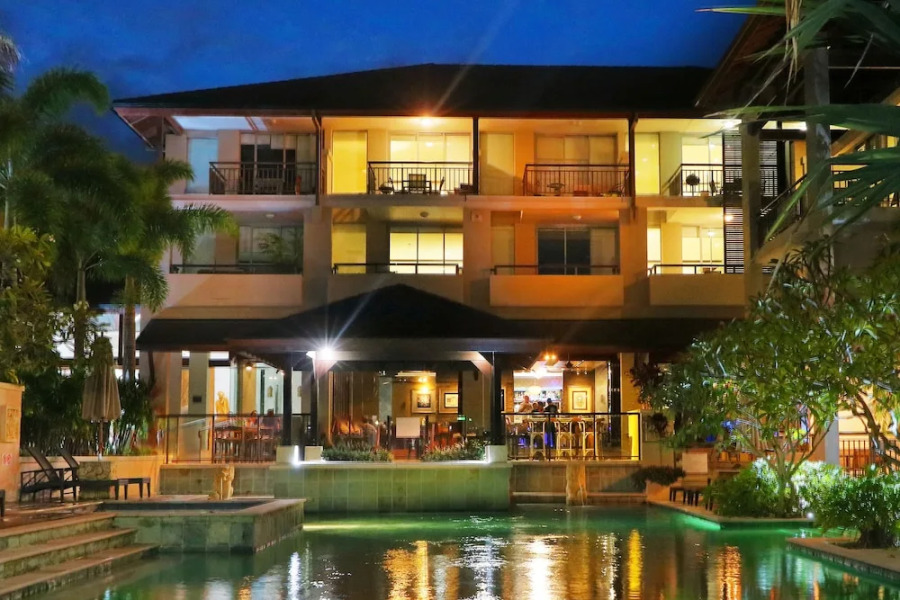 312 King Studio Plus One Bedroom