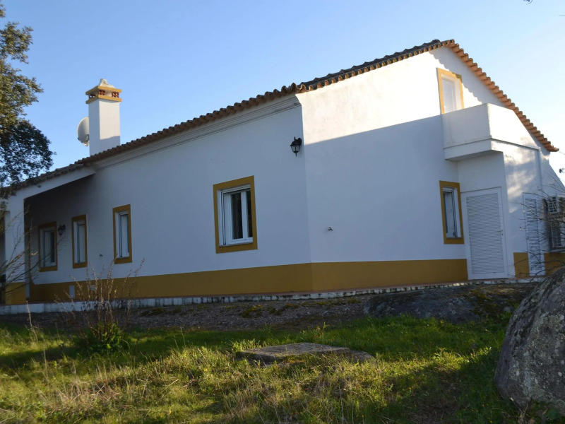 Tranquil Alentejo Villa With Pool
