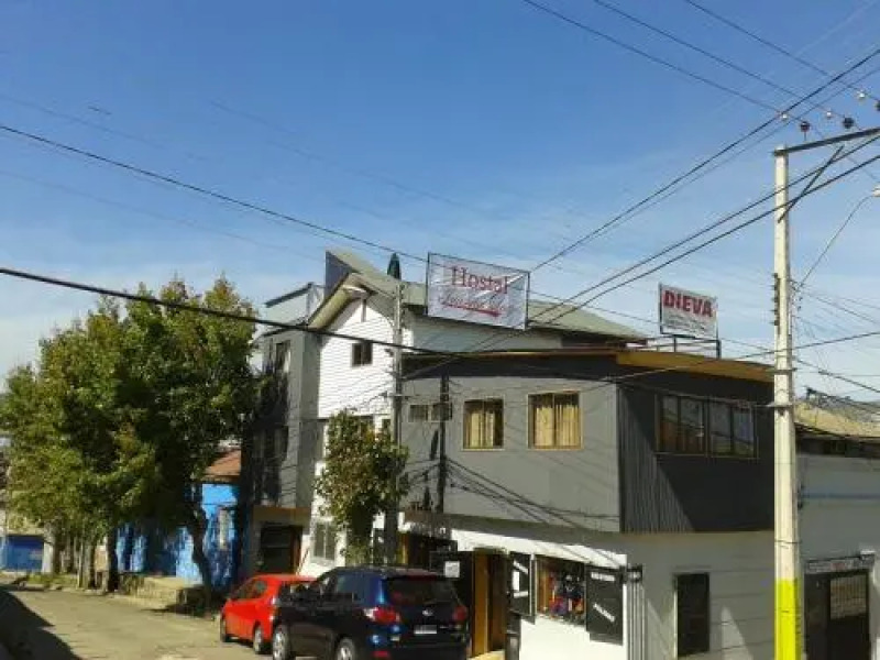 Hostal Juanita Lazo B & B