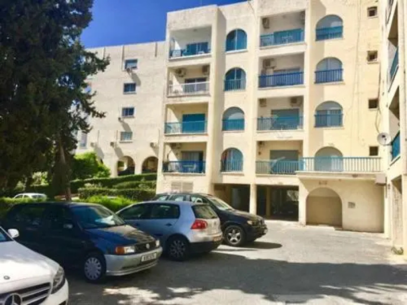 Spectacular 3 Bed Apartment