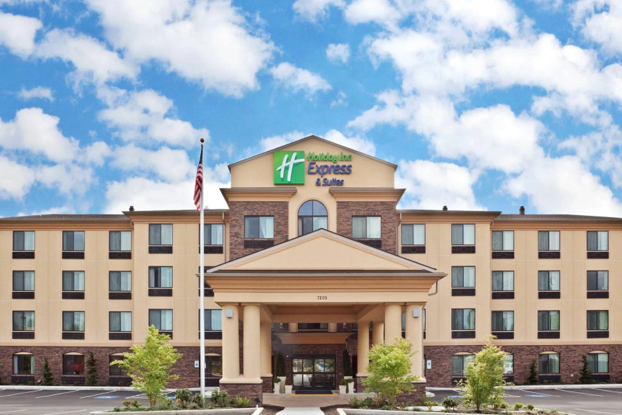 Holiday Inn Express Hotel & Suites Vancouver Mall by IHG