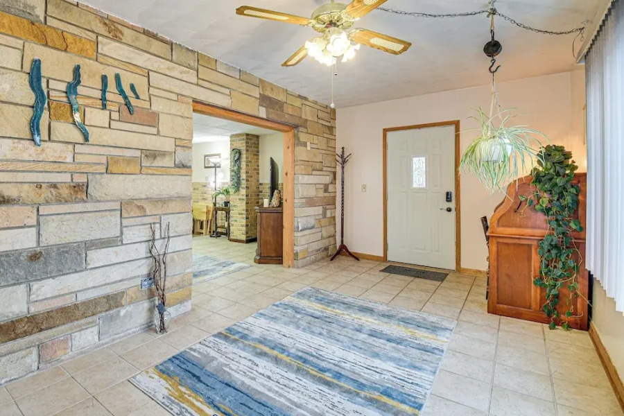 Montour Falls Apartment ~ 3 Mi to Seneca Lake!