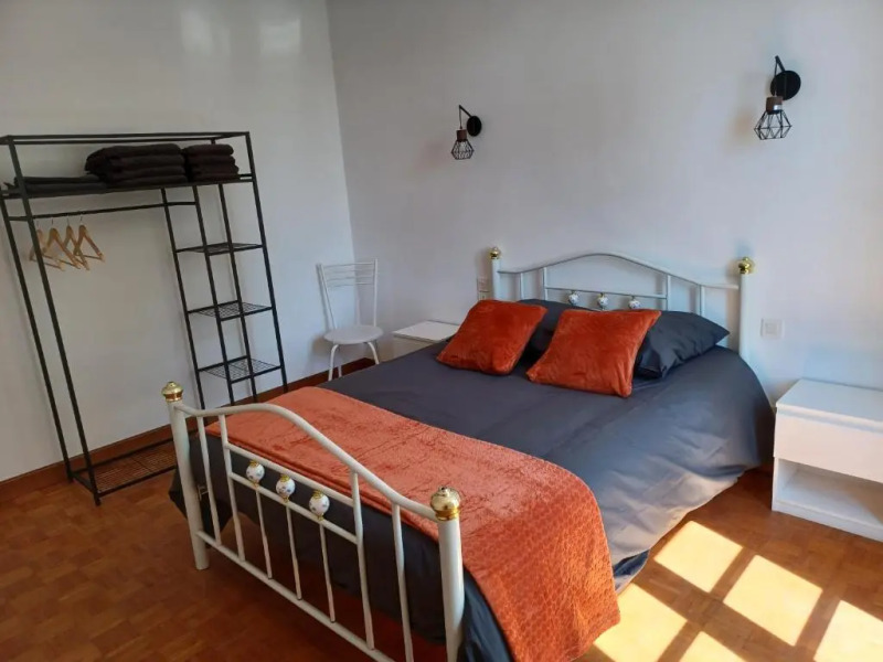 Maison chaleureuse avec terrasse et vue baie