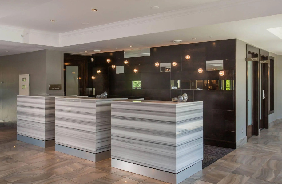 Sandman Signature Kamloops Hotel