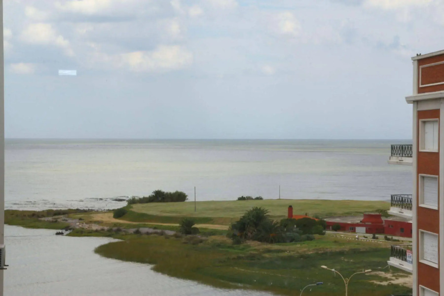 27 Suites Apart Hotel