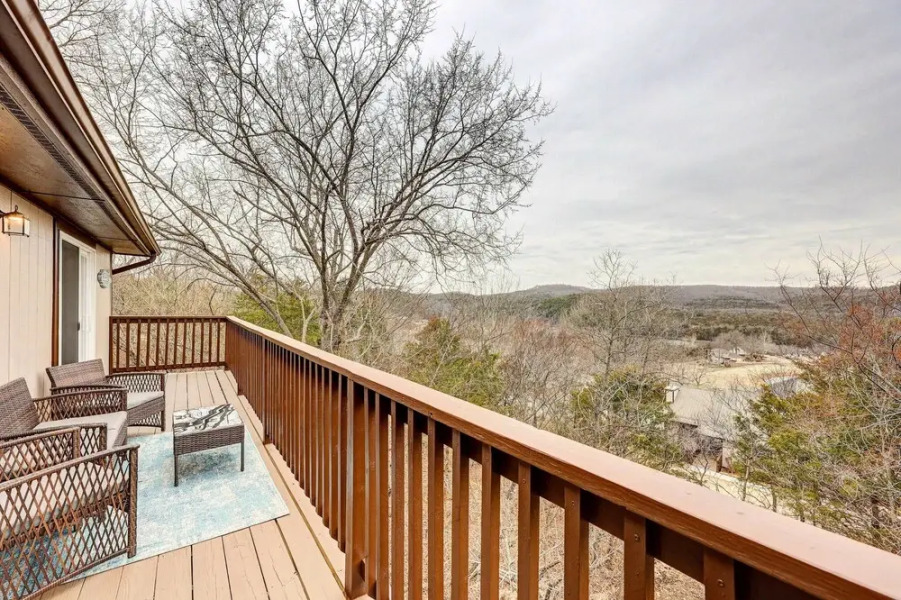 Holiday Island Vacation Rental w/ 2 Balconies