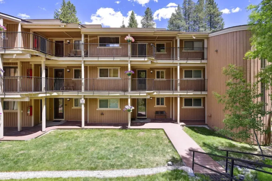 Colorado Condo ~ 3 Mi to Winter Park Resort!
