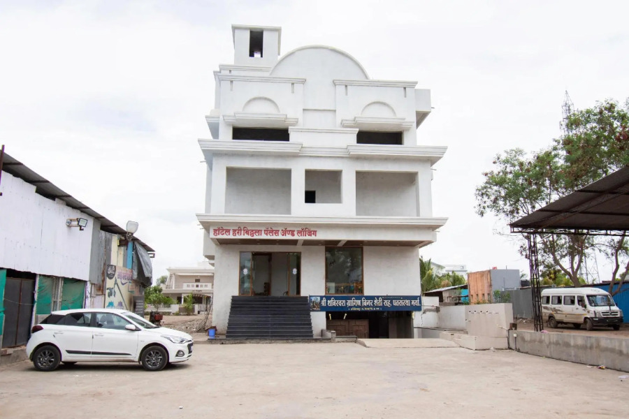 Hotel Hari Vitthala Palace by OYO Rooms