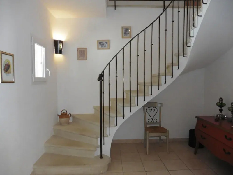 Pretty, Spacious Holiday Home With Private Pool