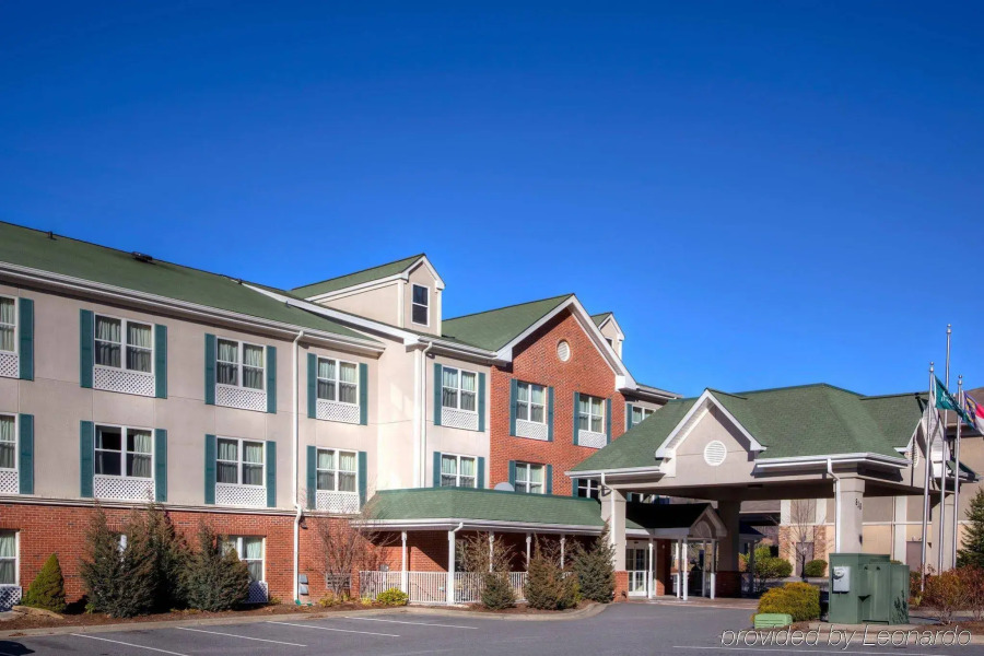 Country Inn & Suites by Radisson, Boone, NC