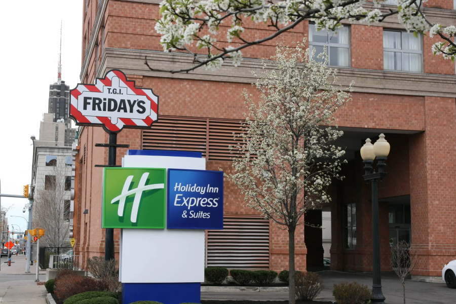 Holiday Inn Express & Suites Buffalo Downtown - Medical CTR by IHG