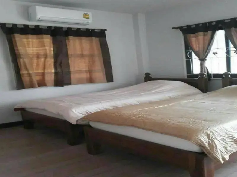 Kaengkachan Lake Hill Resort