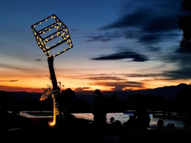 Nakabalo Guesthouse & Restaurant