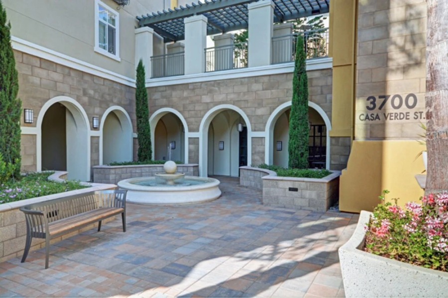 Global Luxury Suites Baypointe Station