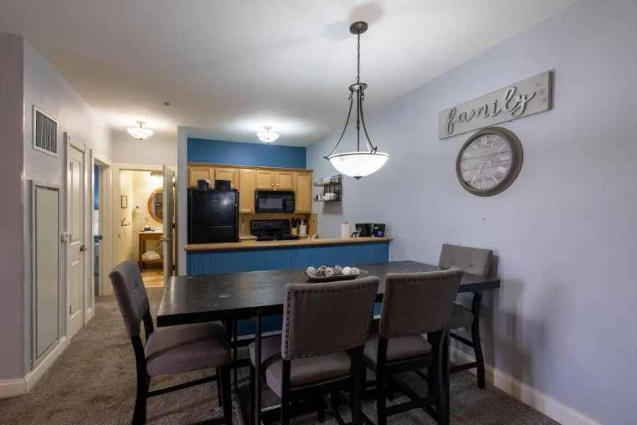 Seneca 202-204 Deluxe Seneca 2 Bedroom, 2 Bath Condo