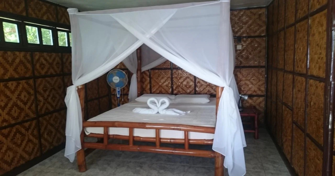 Coco White Beach Resort