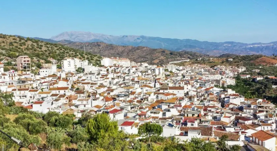 HomeRez - Casa Enmedio