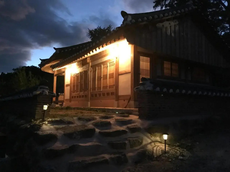 Korean Traditional House - Chungnokdang