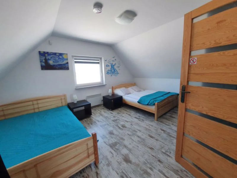 "MODRZEWIOWY ZAKąTEK"