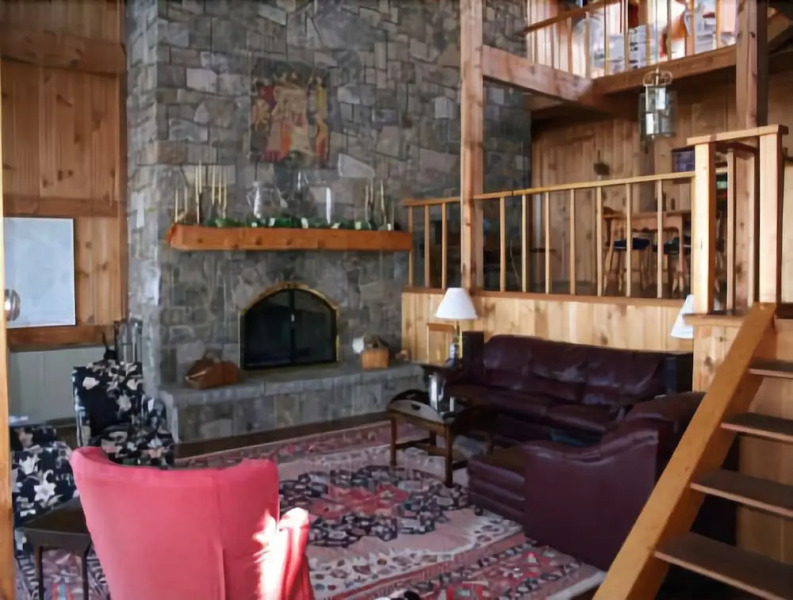 Lighthouse Point Estate - Two Bedroom Home