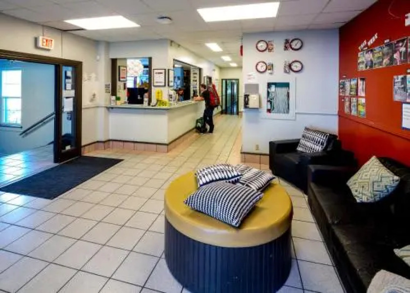 HI-Vancouver Jericho Beach