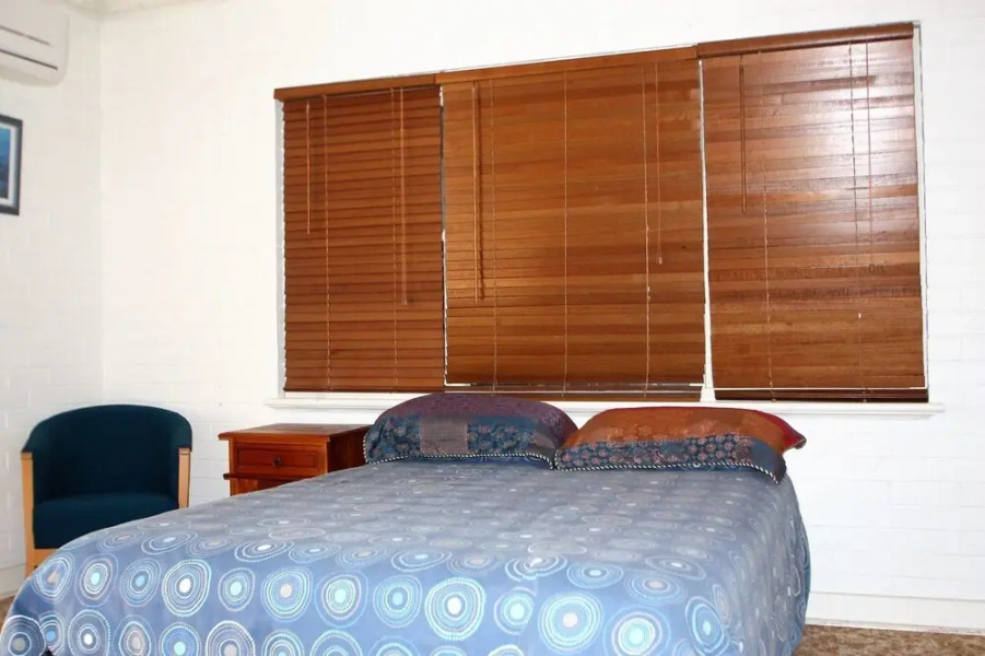 Pine Villas - Walk To Beach Ocean Views