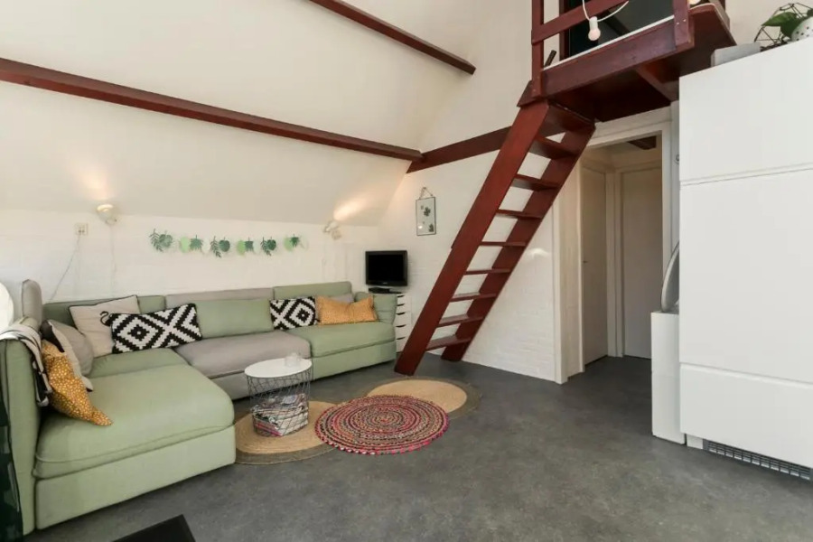 Bungalow Jonkerstee 81 - Ouddorp near the beach with big garden - not for companies