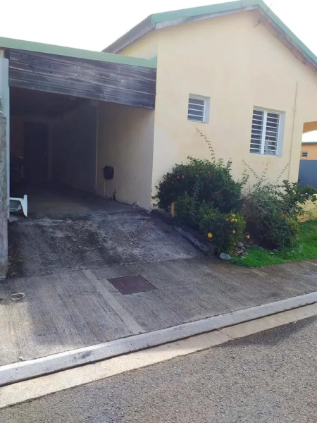 Studio in Goyave, With Wonderful City View, Furnished Garden and Wifi