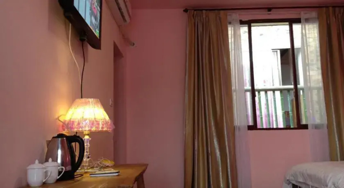 Long Sheng Long Ji Xing Yao Inn