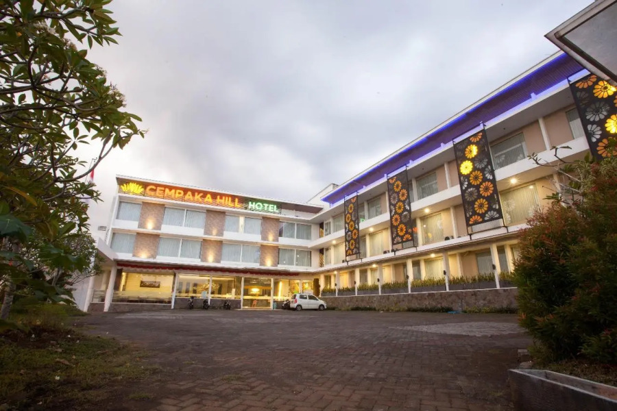 Townhouse OAK Series Style Hotel Jember