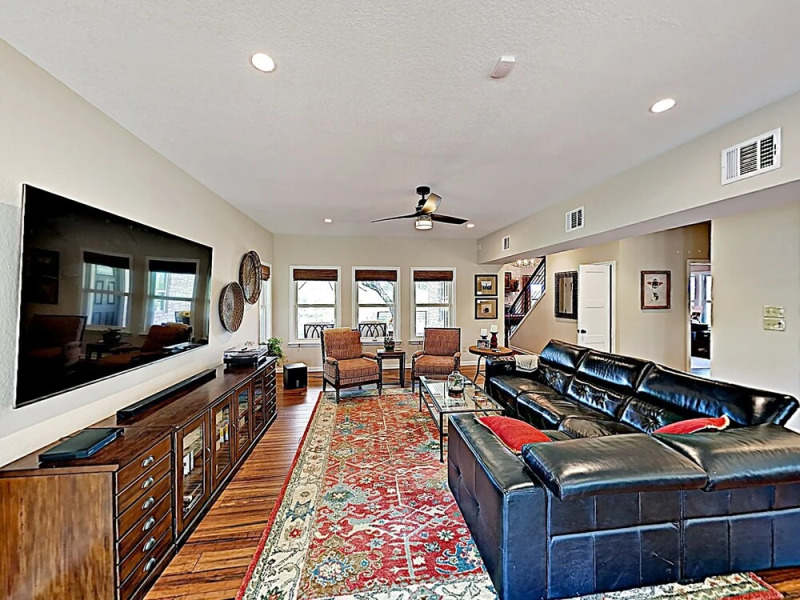 9200 Austin - 3 Br Home