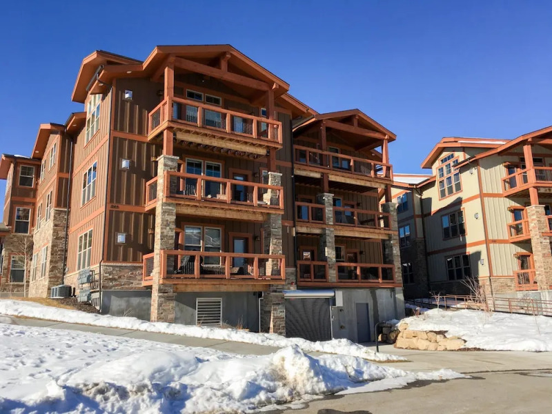 1289 Deer Park Circle Condo Unit 304 3 Bedrooms 2 Bathrooms Condo