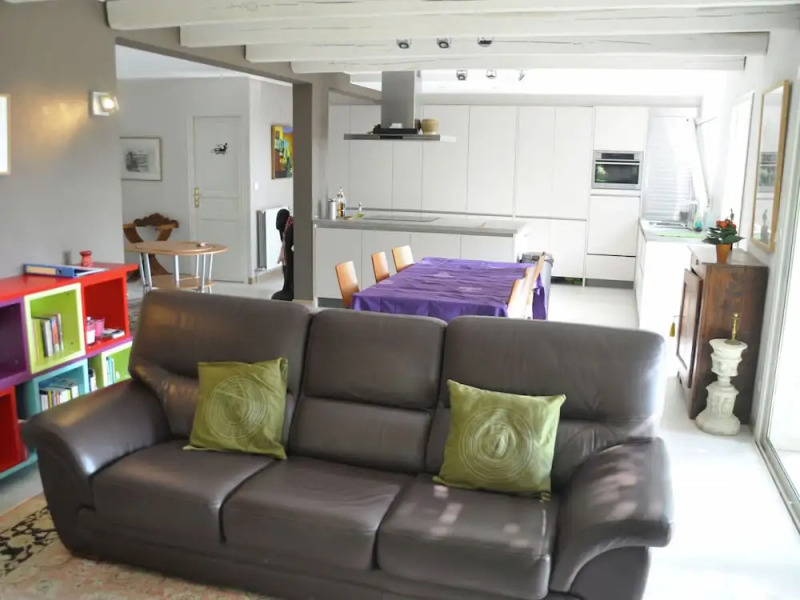 Provencal Villa With Private Pool and Beautiful View on the Vineyards