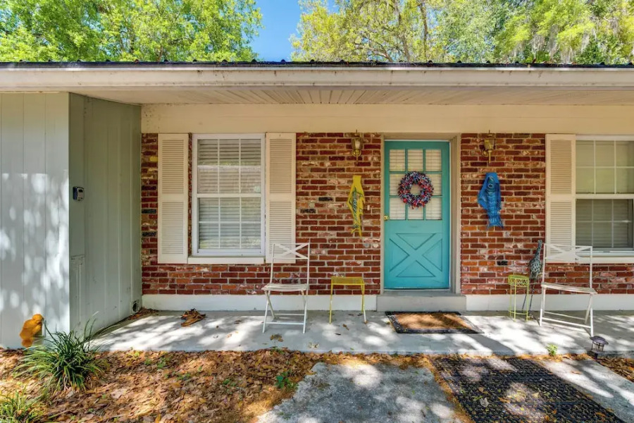 Boat Slip & Fire Pit: Peaceful House