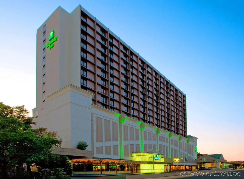 Holiday Inn National Airport/Crystal City by IHG