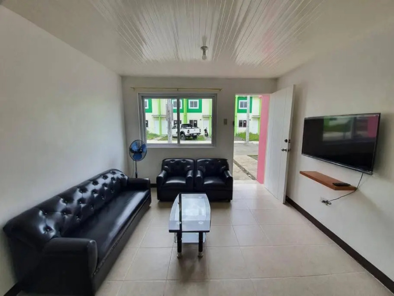 Calapan City Guest House Transient in a Subdivision near Malls L41