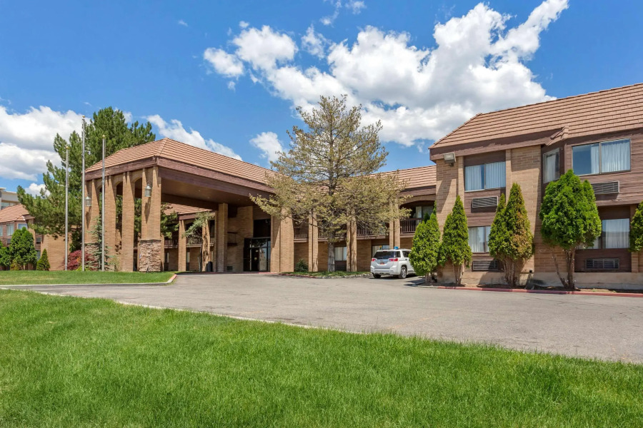 Econo Lodge Inn and Suites Sandy