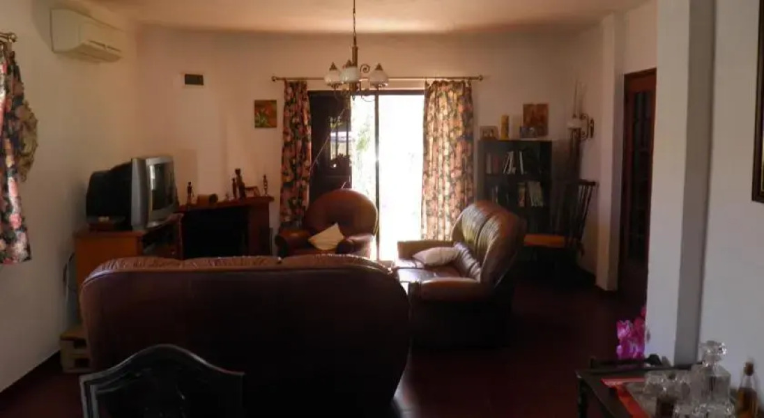 Moradia com Piscina - Almada