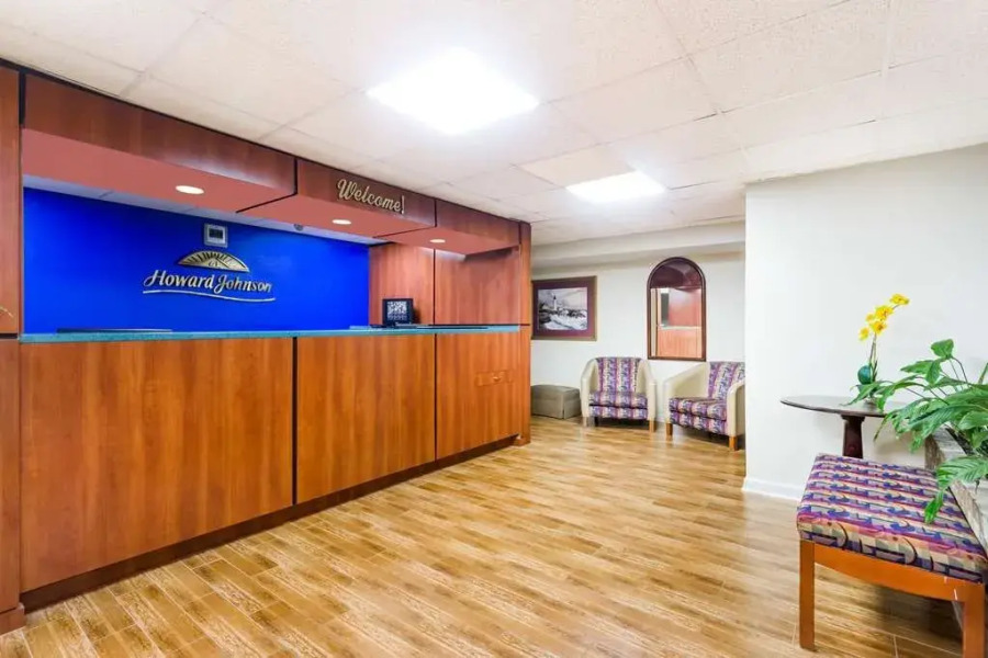 Howard Johnson Express Inn Savannah GA