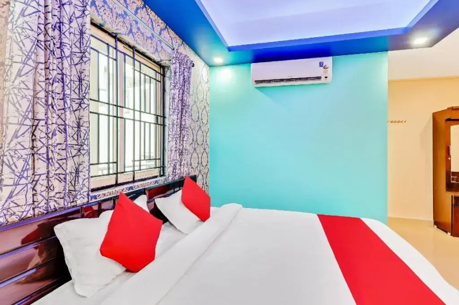 Adyah Comforts by OYO Rooms