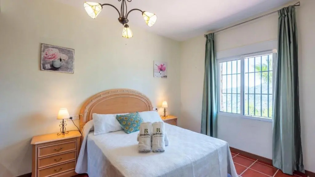 Villa Gran Solano Colmenar by Ruralidays