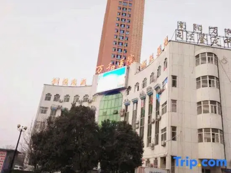 Nanyang Duxiu Hotel (Xinchen Road Henan Economic Management School)