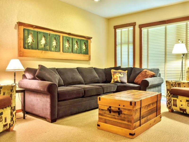 Snow Creek Lodge by Fernie Lodging Co