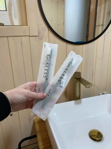 Это БАZA (БАЗА)